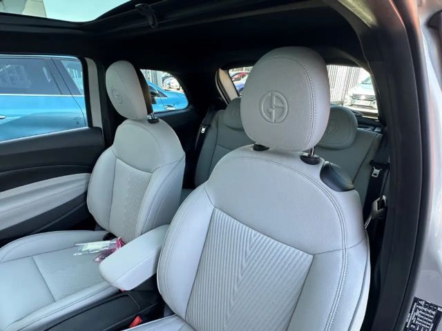 Fiat 500e Giorgio Armani Navi Leder individual LED SzHz