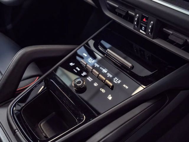 Porsche Cayenne E-Hybrid Turbo