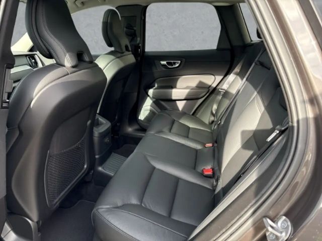 Volvo XC60 Dark Plus T6