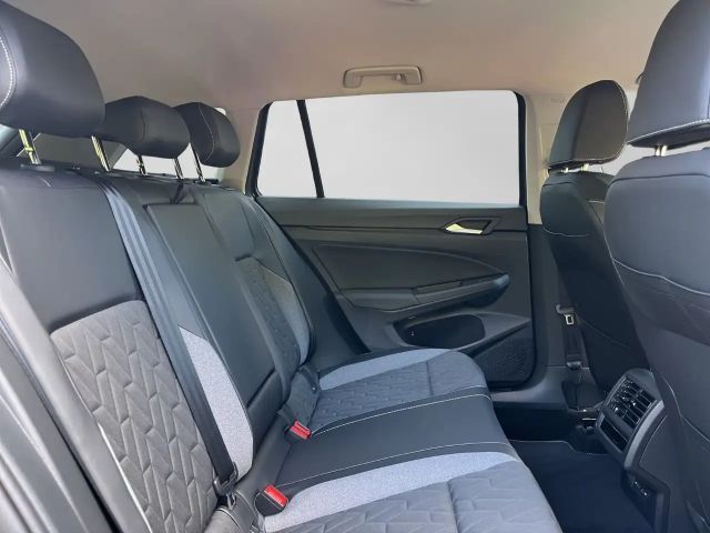 Volkswagen Golf 2.0 TDI DSG Variant