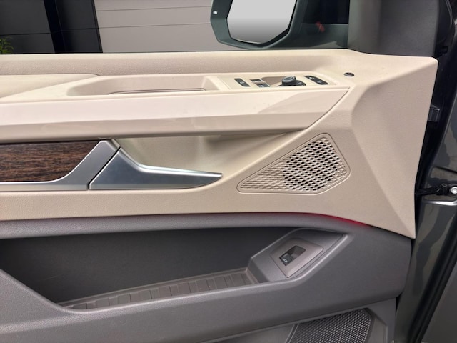 Volkswagen Multivan 2.0 TDI DSG Lang Style T7