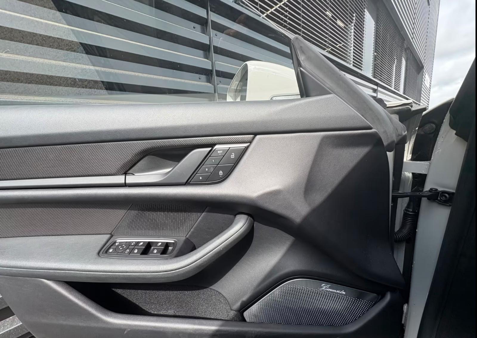 Porsche Taycan Cross Turismo Turbo