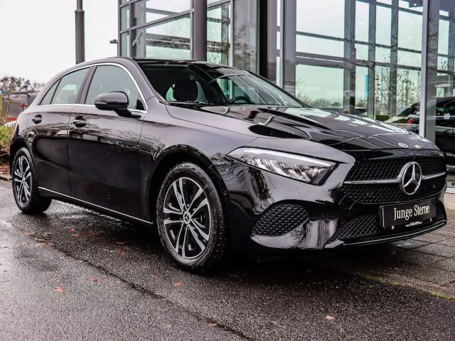 Mercedes-Benz A 180 Progressive