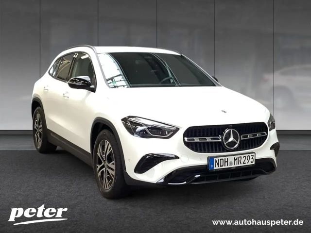 Mercedes-Benz GLA 200 MBUX+MBeam+Night+Ambiente+Fahrassist+LED