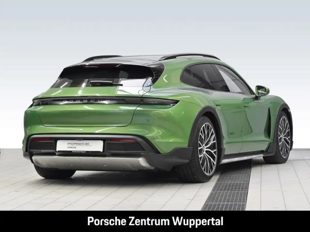 Porsche Taycan 4 Cross Turismo