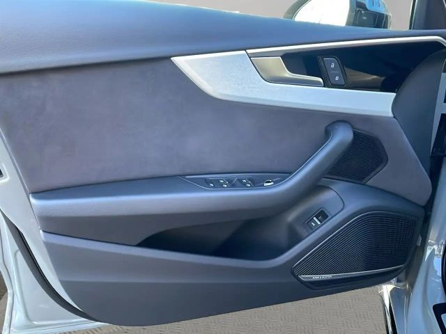 Audi A4 40 TDI Quattro S-Line