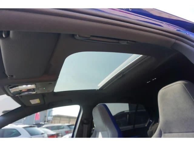 Volkswagen Golf 2.0 TSI 4Motion Golf VIII