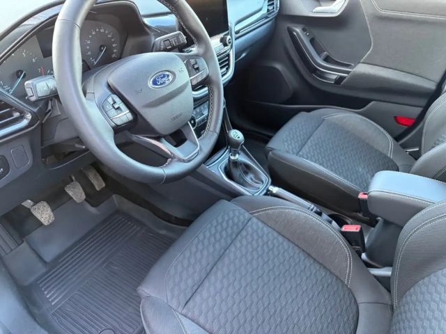 Ford Puma EcoBoost Titanium