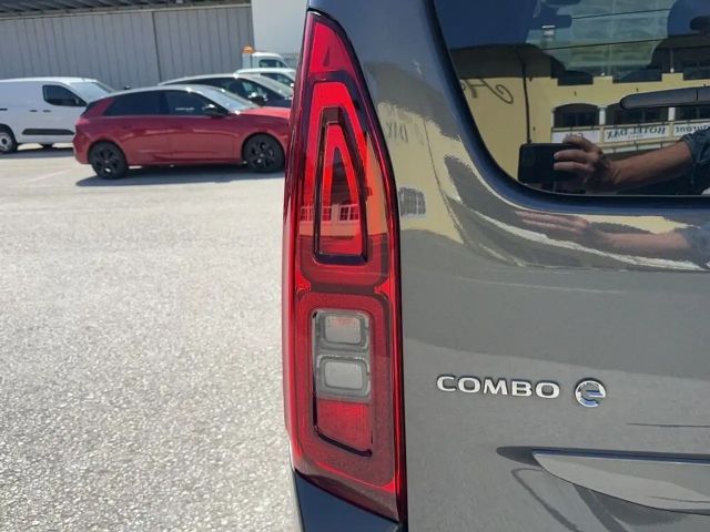 Opel Combo Combo-e Life Ultimate