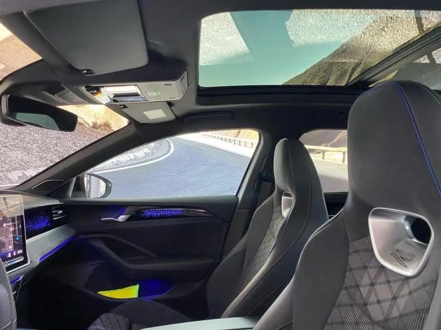 Volkswagen Passat 2.0 TDI DSG R-Line Variant