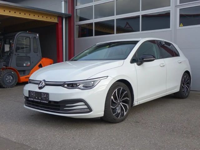 Volkswagen Golf ACT Life