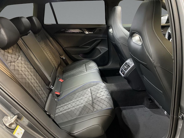 Volkswagen Passat 2.0 TDI R-Line Variant