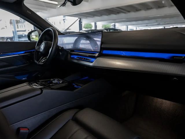 BMW i5 M-Sport Sedan eDrive40