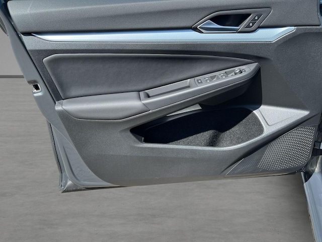 Volkswagen Golf 1.5 eTSI DSG Golf VIII