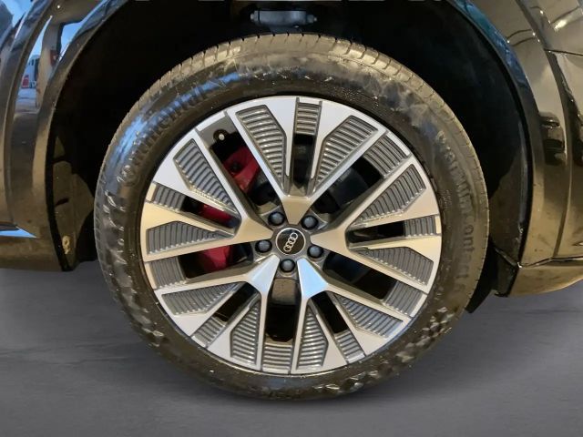 Audi Q8 e-tron 55 Quattro S-Line