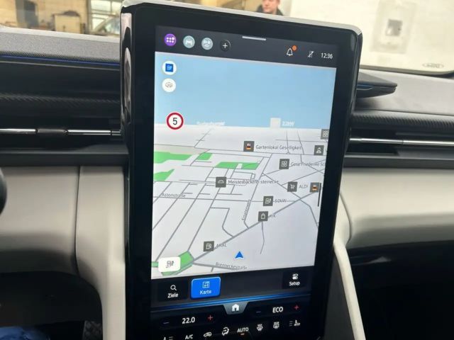 Ford Capri Premium RWD