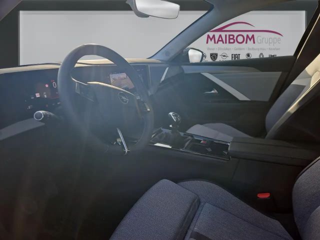 Opel Astra Elegance Sports Tourer