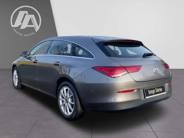 Mercedes-Benz CLA 200 CLA 200 d Shooting Brake