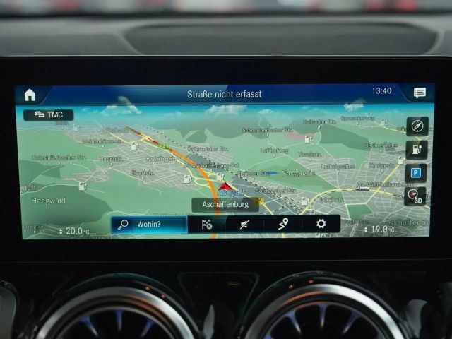 Mercedes-Benz EQB 250