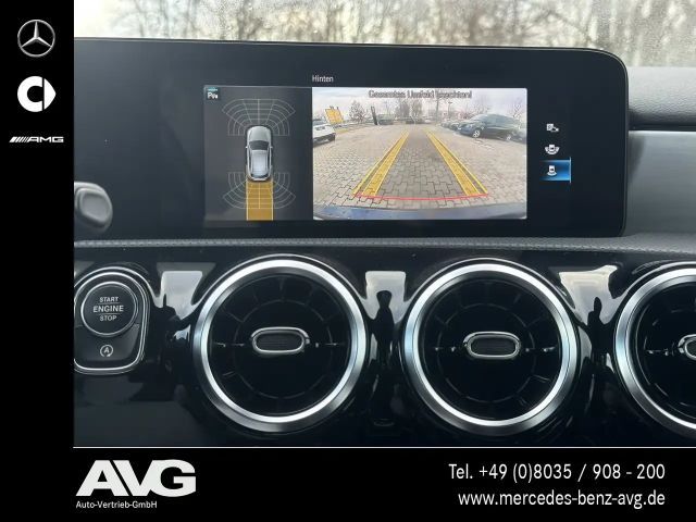 Mercedes-Benz A 220 A 220 d