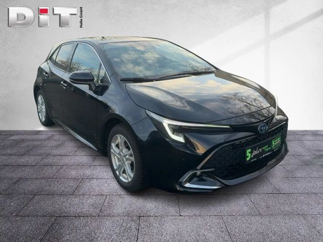 Toyota Corolla Hybride Team D