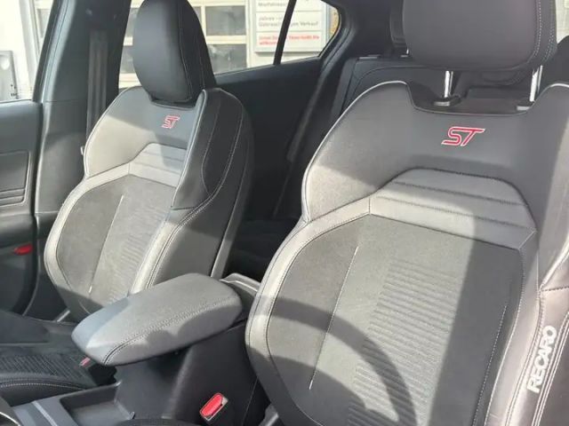 Ford Focus Limited ST Line