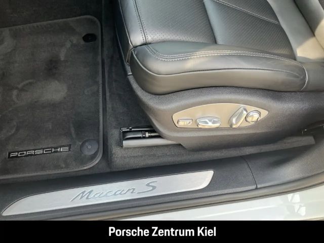 Porsche Macan S