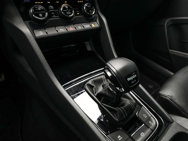 Skoda Karoq 2.0 TSI 4x4 Sportline