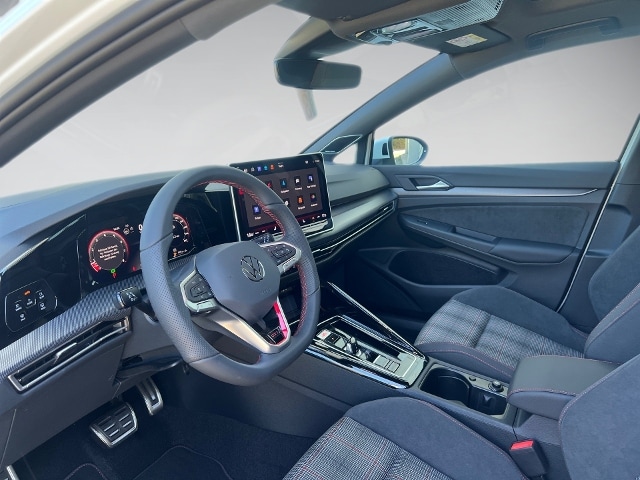 Volkswagen Golf 2.0 TSI DSG Golf VIII