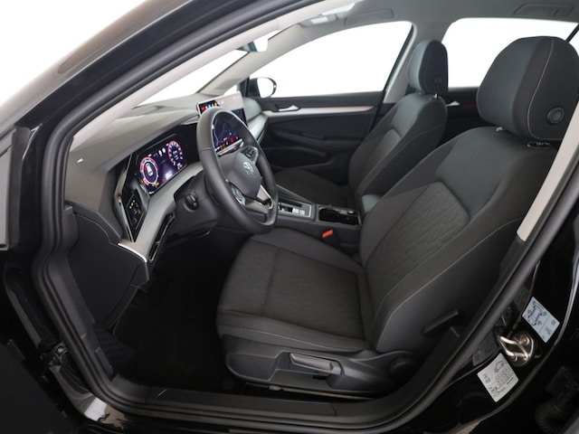 Volkswagen Golf 1.5 eTSI Golf VIII Life