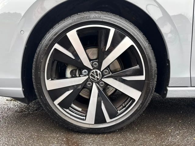 Volkswagen Golf 1.5 eTSI Golf VIII Style