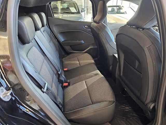 Mitsubishi Colt Intense