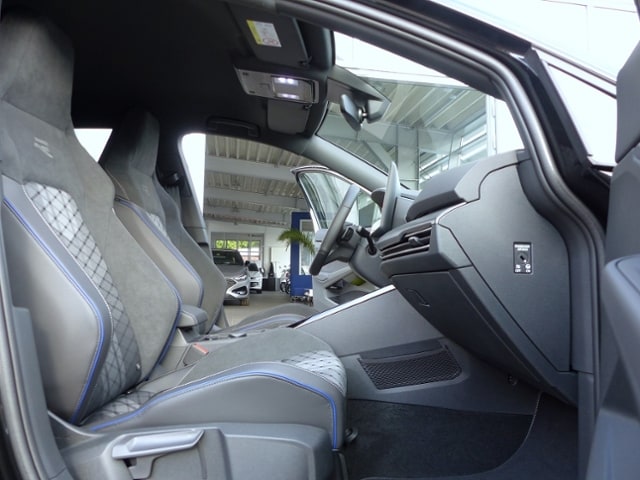 Volkswagen Golf 1.5 eTSI DSG