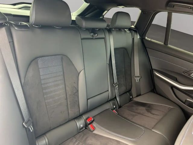 BMW 320 320d M-Sport xDrive