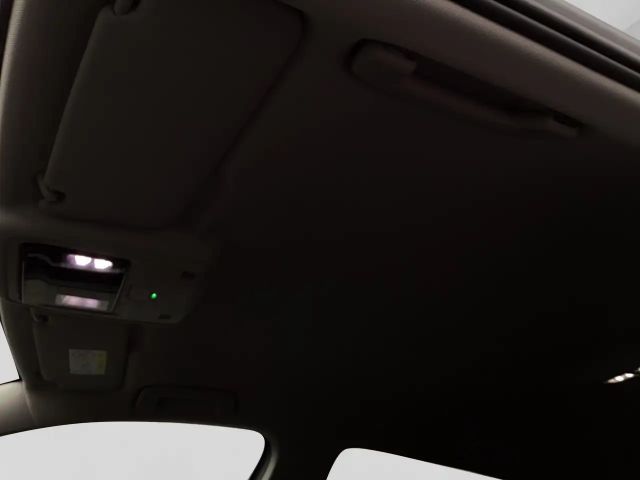 Volkswagen Golf 2.0 TDI DSG Variant