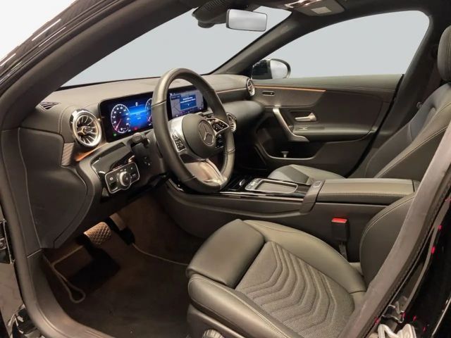 Mercedes-Benz CLA 200 Coupé