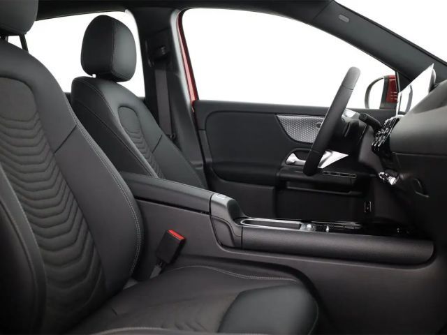 Mercedes-Benz GLA 180 Aut. AHK Park.Assistent Sitzhzg.