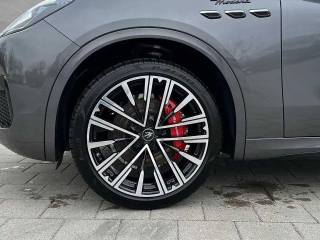 Maserati Grecale Modena