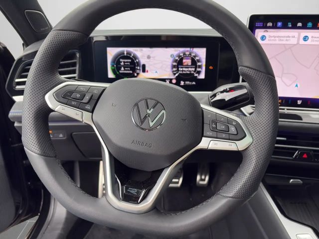 Volkswagen Passat R-Line eHybrid