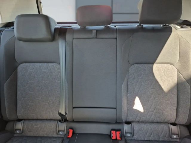 Volkswagen Golf 1.0 TSI Golf VIII Move