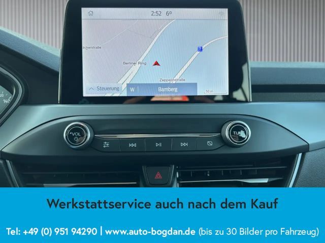 Ford Focus Cool & Connect