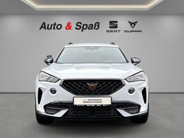 Cupra Formentor mit Fahrschulumbau