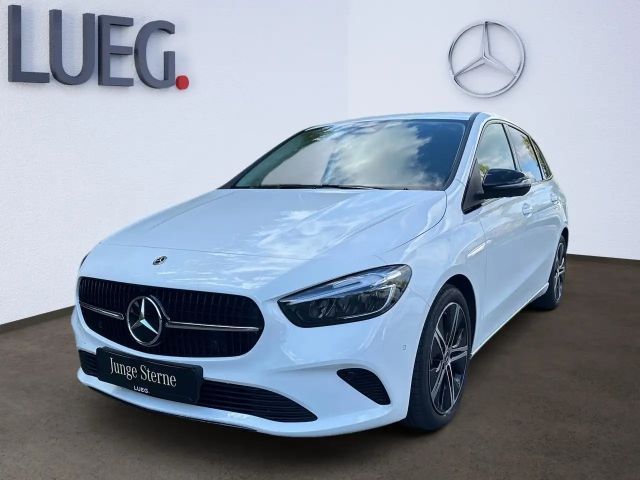 Mercedes-Benz B 200 Progressive Sedan