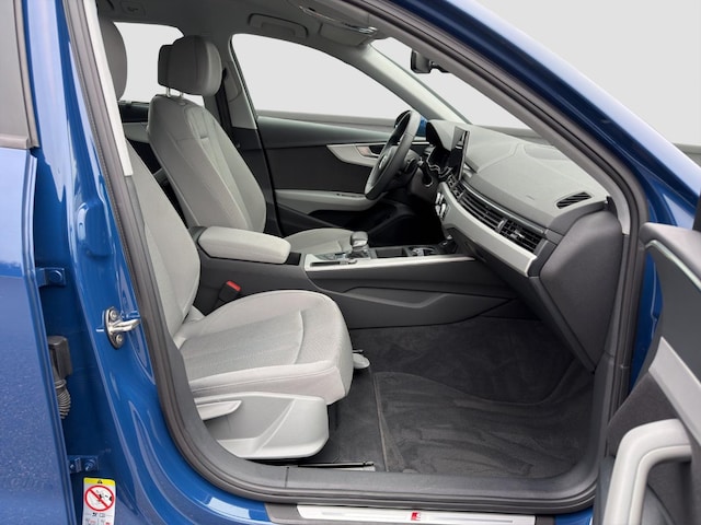 Audi A4 35 TFSI Avant S-Line S-Tronic