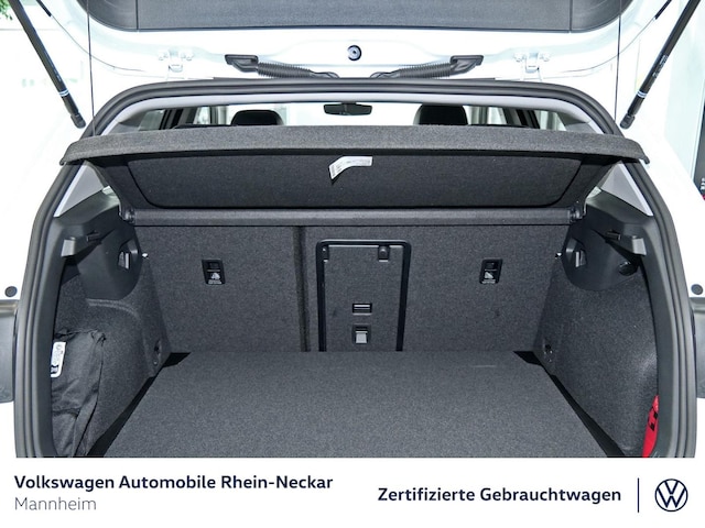 Volkswagen Golf 1.5 eTSI DSG