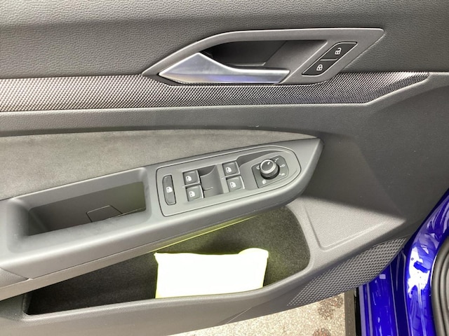 Volkswagen Golf 1.5 eTSI DSG R-Line