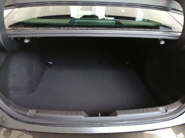 Mazda 3 Exclusive-line