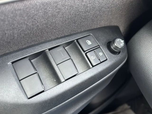 Toyota Yaris Hatchback Hybride VVT-i