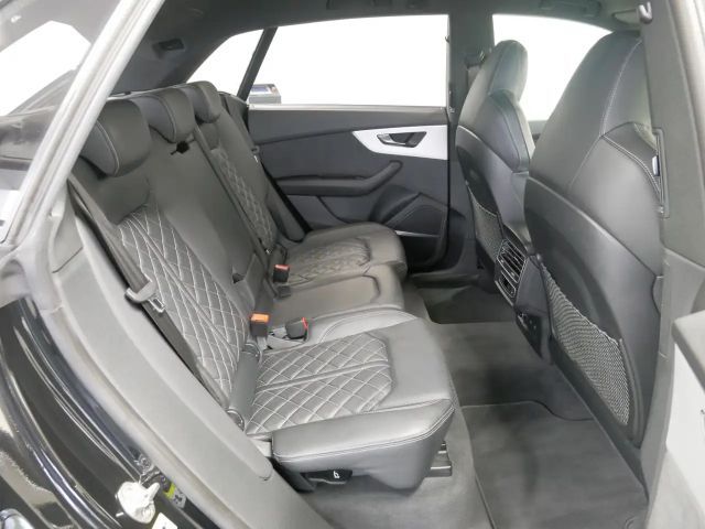 Audi Q8 55 TFSI Hybride Quattro S-Line