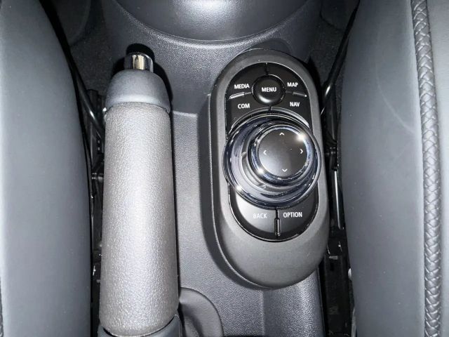 MINI Cooper S Cabrio Cooper S Cabrio Aut JCW Kit HUD HK RFK DA PA